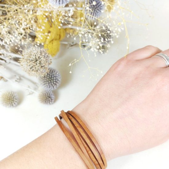 bracelet fin en cuir camel multitours