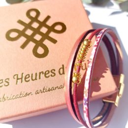 bracelet en cuir pour femme avec perles dorées