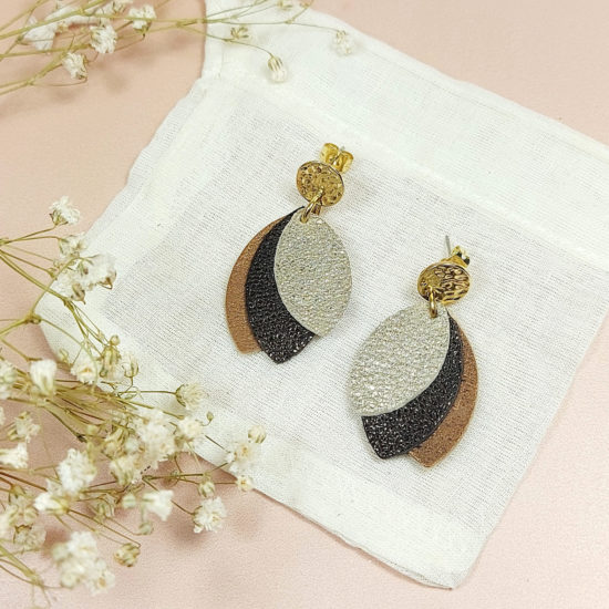 boucles d'oreilles en cuir upcyclé collection "demoiselle"