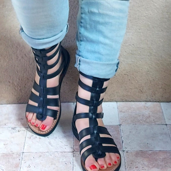 Spartiates noires en cuir
