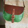 Sac vert et marron en cuir