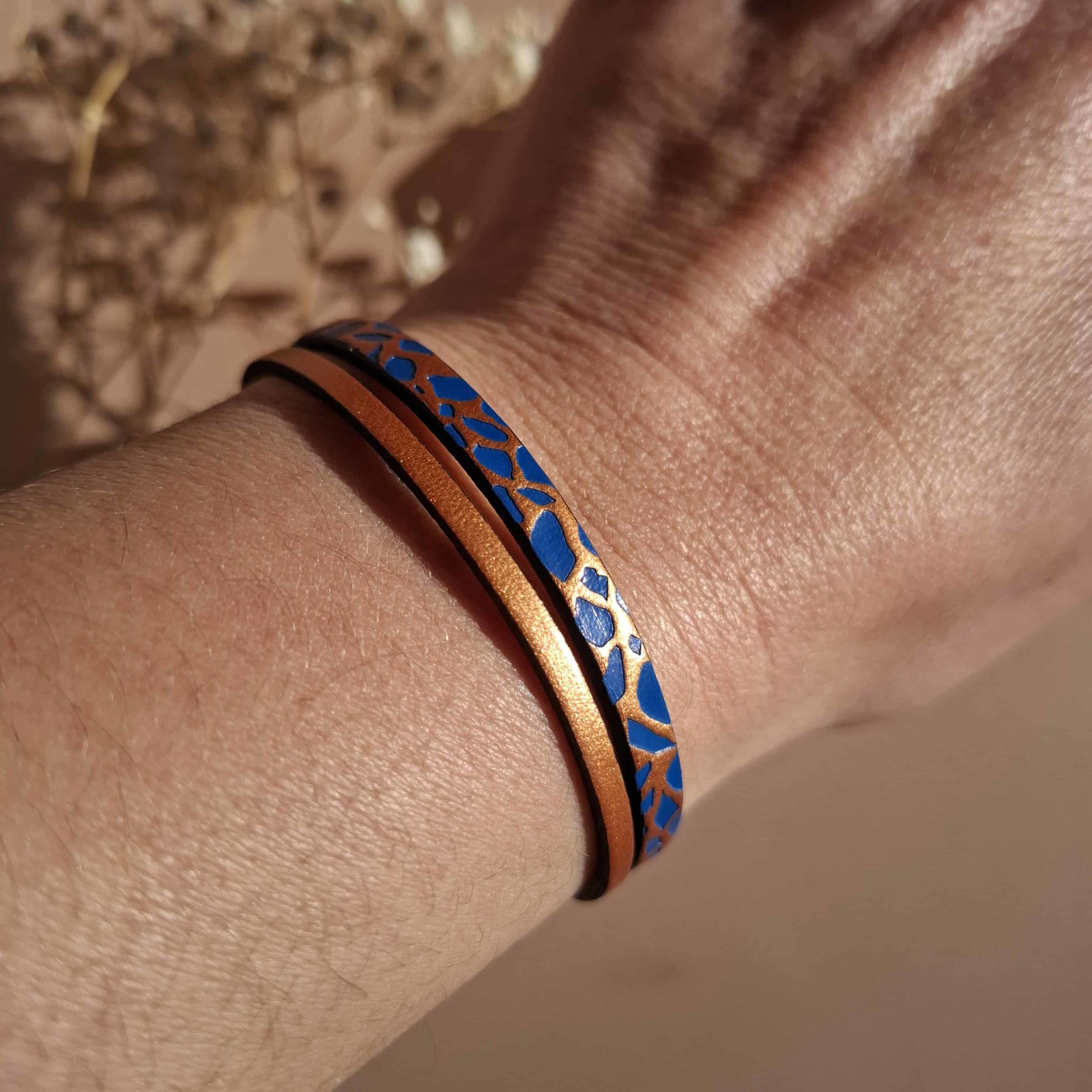 bracelet cuir bleu et cuivre