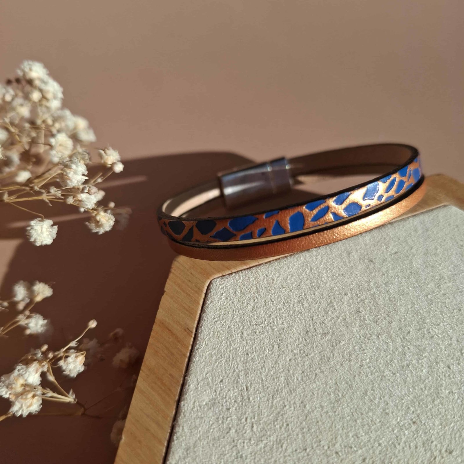 bracelet cuir bleu et cuivre