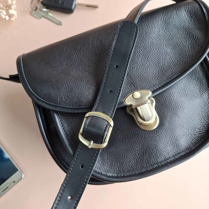 Sac femme en cuir noir