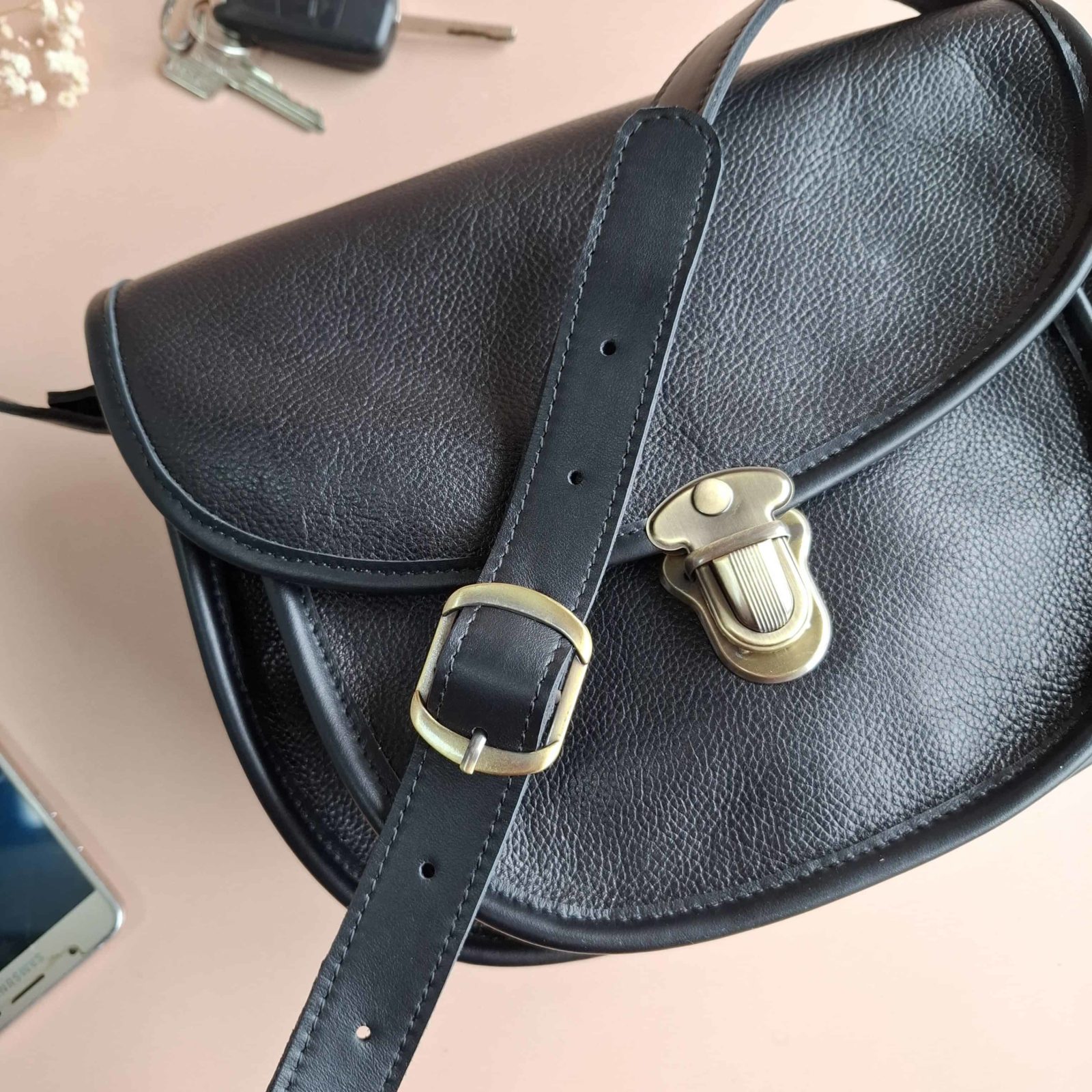 Sac femme en cuir noir