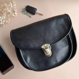 Sac femme en cuir noir