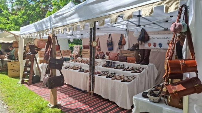 stand expos les heures du cuir
