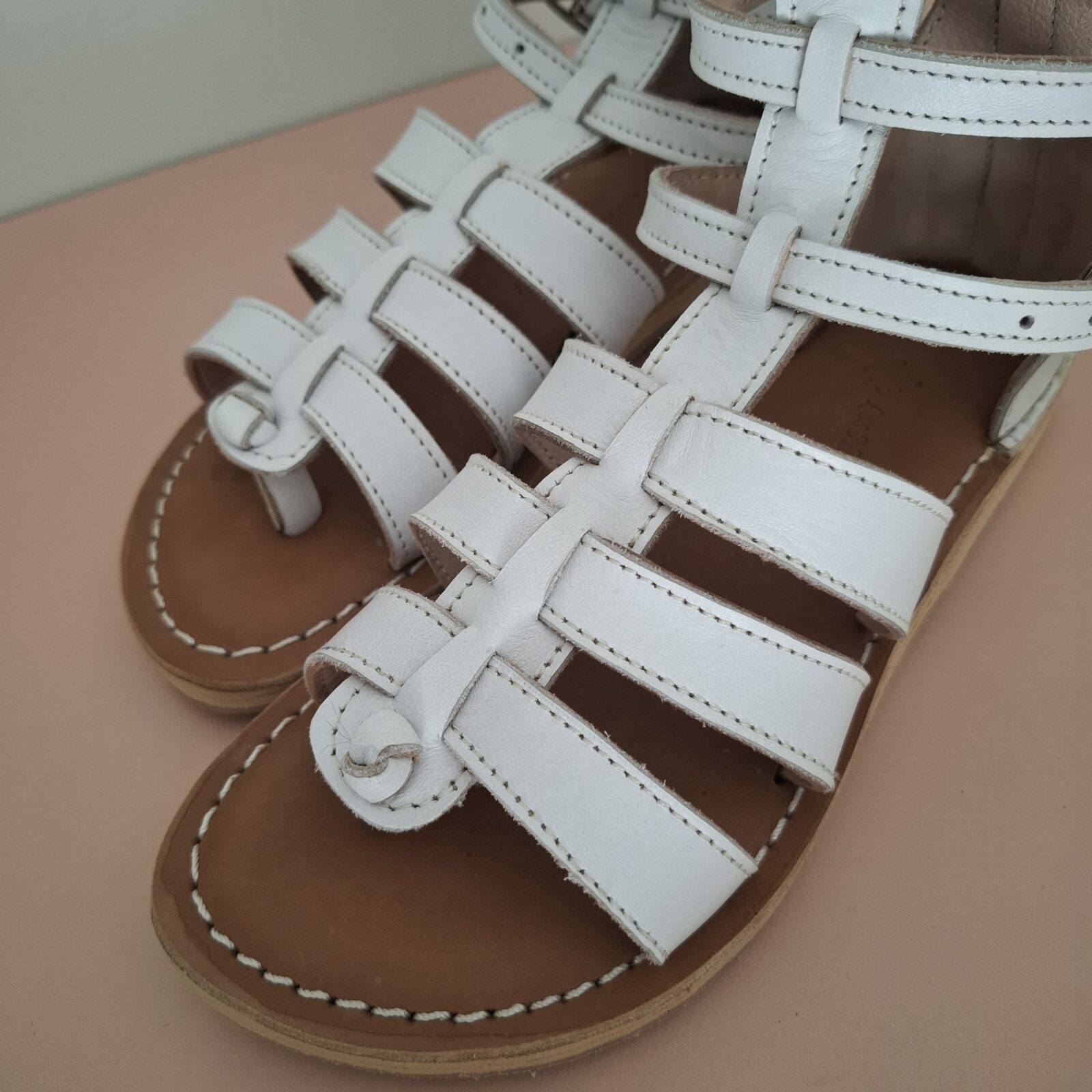 Finalisation commande spéciale spartiates blanches Isabelle